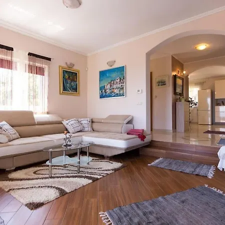 Luxury Emily With Amazing Sea View Διαμέρισμα