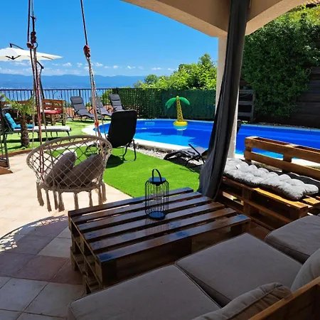 Luxury Emily With Amazing Sea View Lovran