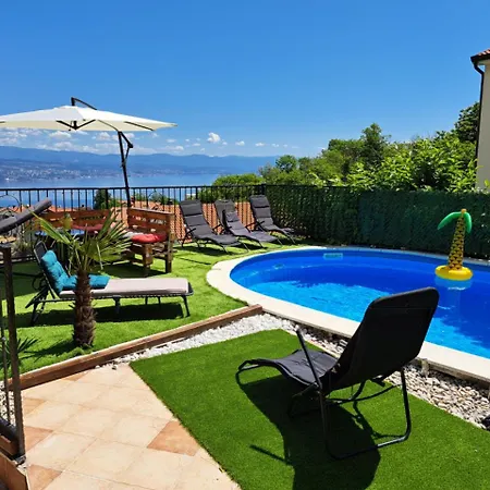 Διαμέρισμα Luxury Emily With Amazing Sea View